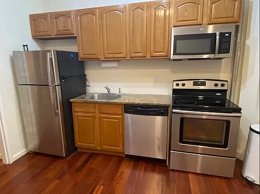 Rented by REAL New York | media 12