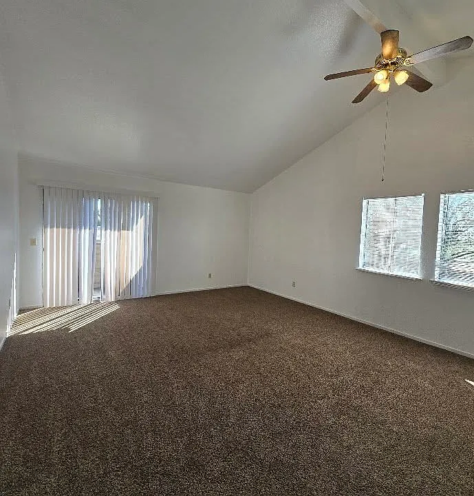 3318 W Shields Ave #201