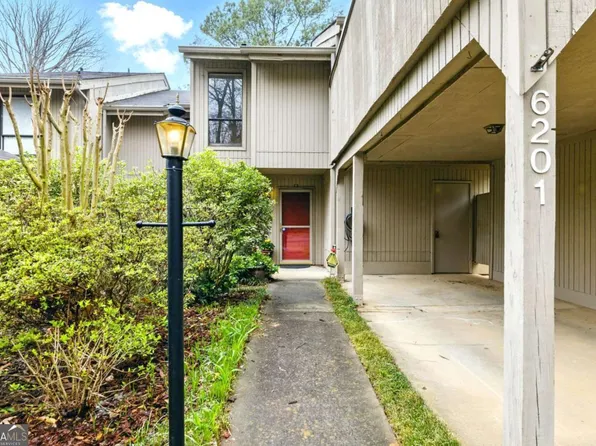 6201 Willow Run Rd, Peachtree Corners, GA 30092