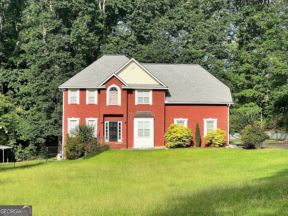1st image of 140 Little Creek Dr