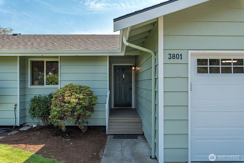 3rd image of 3801 37th Drive