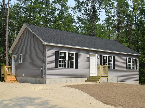 50 Fisher Drive, Limerick, ME 04048