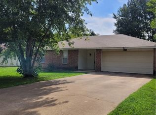 279 Township Dr, Centerton, AR 72719