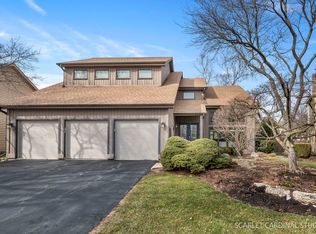 1417 Sequoia Rd, Naperville, IL 60540
