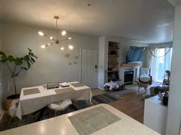 1600 Pinebrook Blvd #H1 — Photo 7