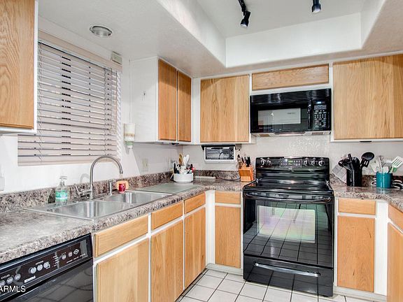 3rd image of 8314 N 21st Dr #K107