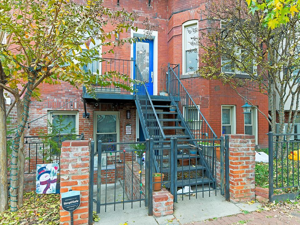 Exterior--the entry is on the L Street side.