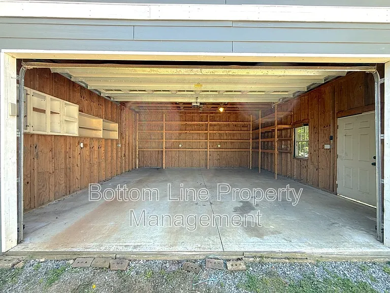 607 Gaston Ave — Photo 15