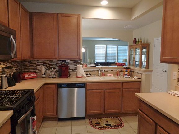 5th image of 2910 Stoney Creek Dr