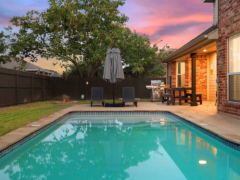 508 Bretts Way — Photo 33