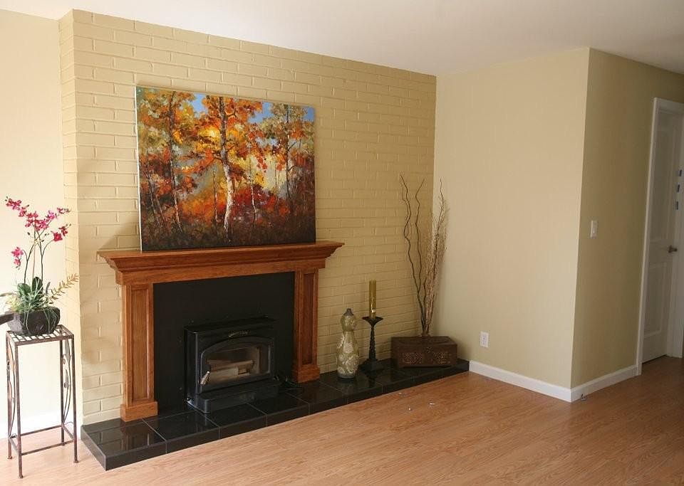 1st image of 2333 Minor Ave E