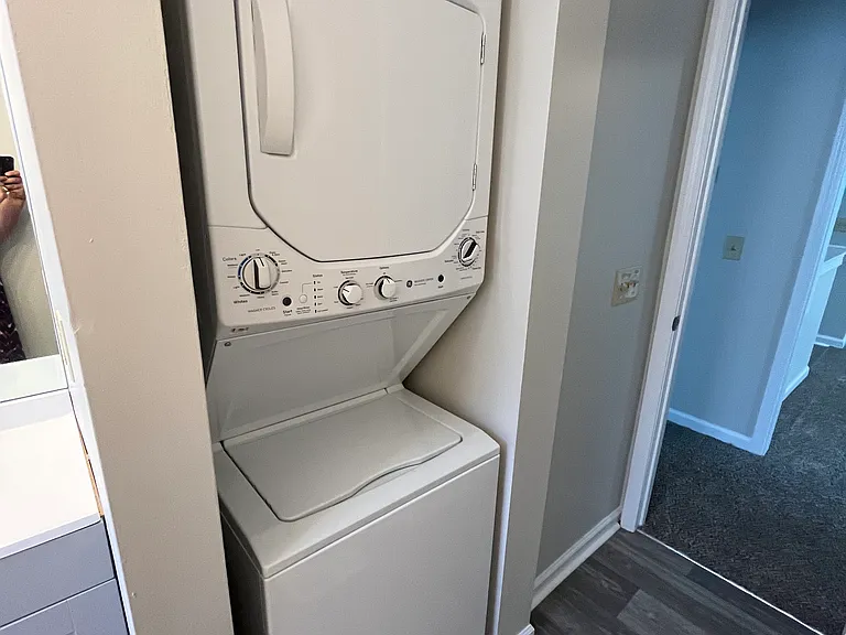 920 E Main St — Photo 8