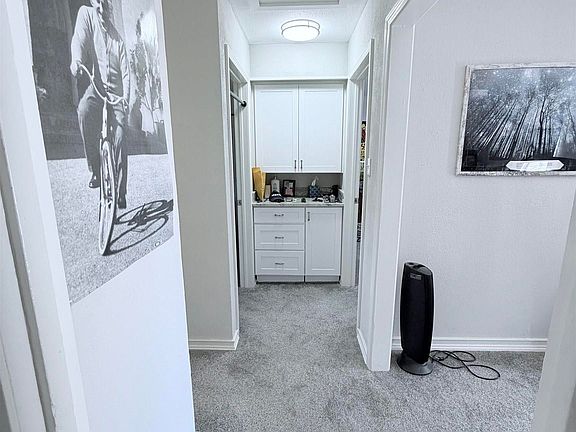 5th image of 1031 Crescent Dr