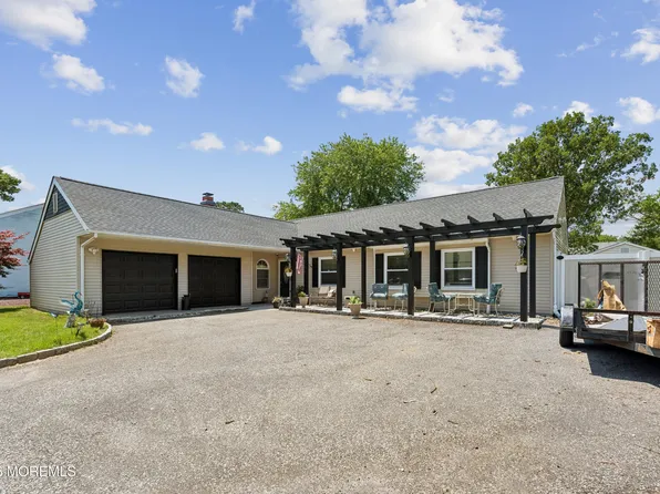 1012 Eastwind Avenue, Toms River, NJ 08753