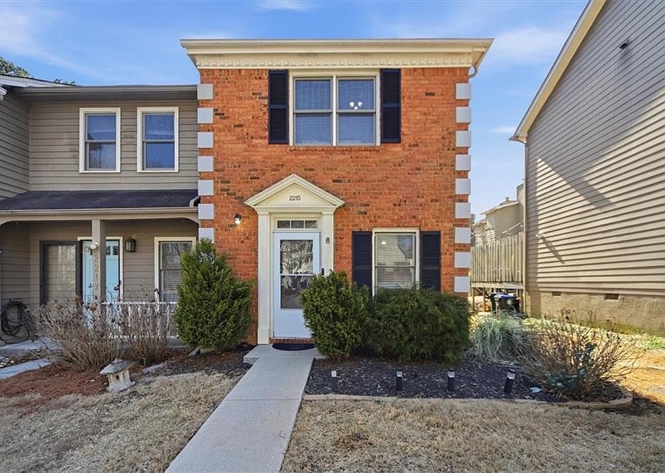 1st image of 2215 Spring Walk Ct