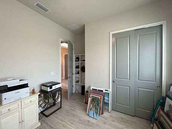 3rd image of 3048 SW 120th Ter
