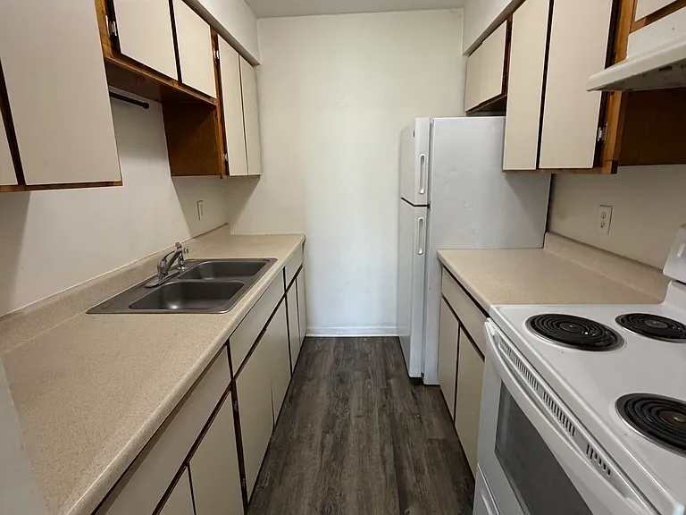 9095 Harper St #105 — Photo 4