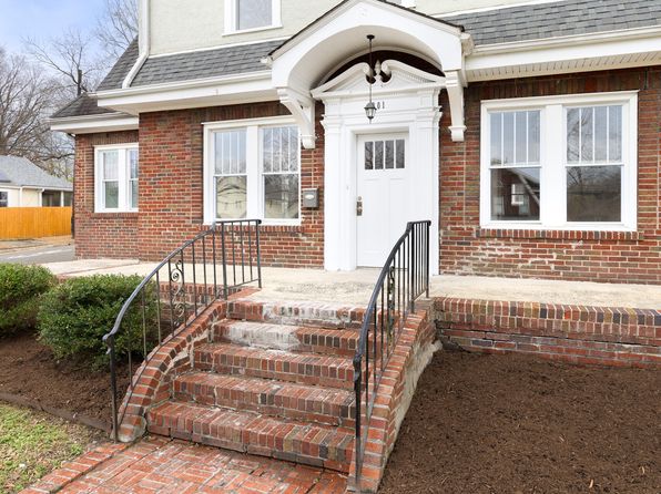 durham-north-carolina-448379811 picture