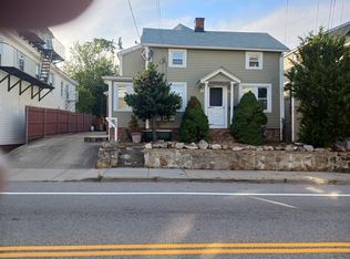 580 Providence St, West Warwick, RI 02893