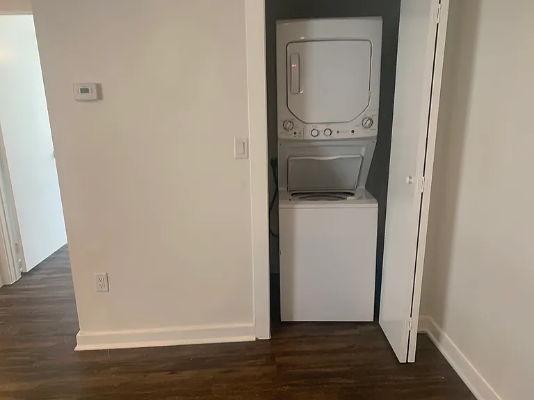 2106 Bennett Ave #102 — Photo 8