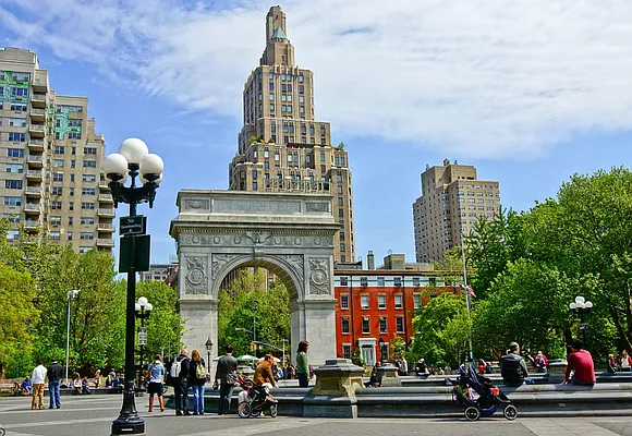 Rented by REAL New York | media 28
