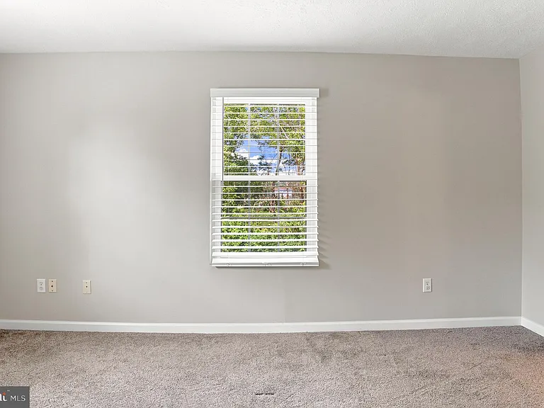 127 Brookland Ter #8 — Photo 31