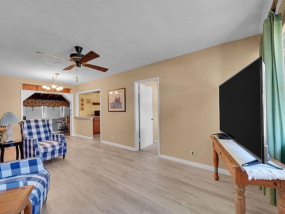 5th image of 4131 NW 10th Terrace