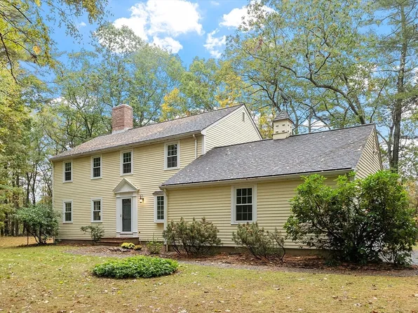 31 Herrick Rd, Boxford, MA 01921
