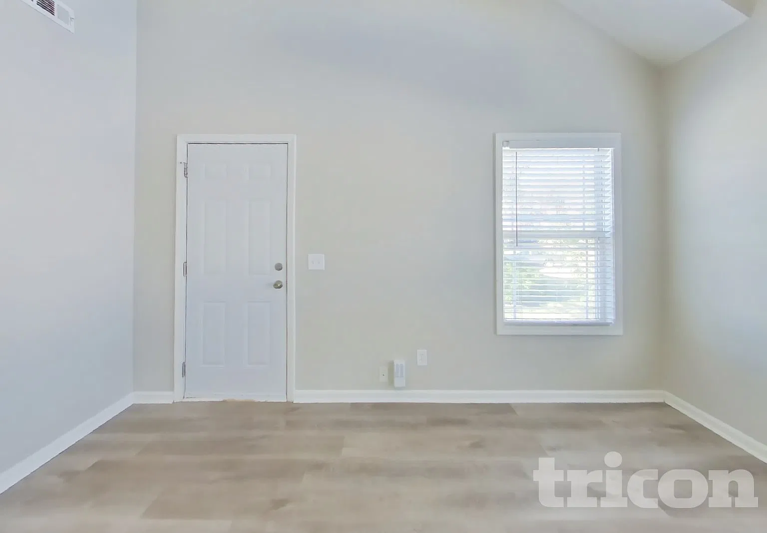1107 Emma May Point Smyrna TN — Photo 2