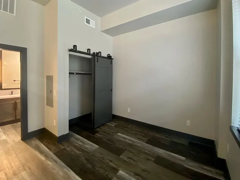 The Vibe Apartments — Photo 12