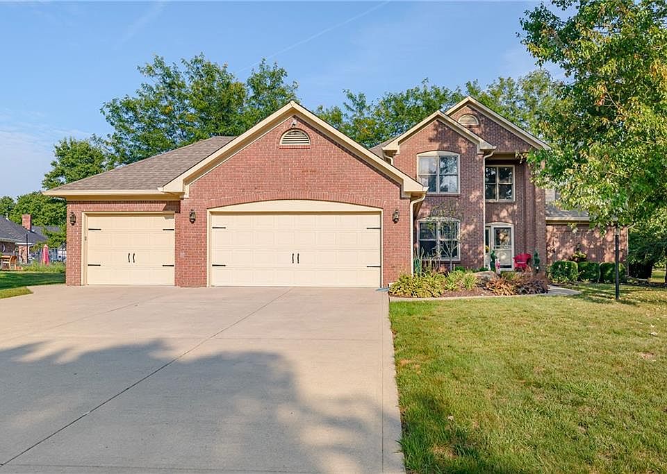 1st image of 2458 Wayward Wind Dr