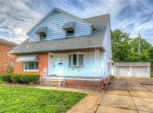 3829 Mayfield Rd, Cleveland Heights, OH 44121