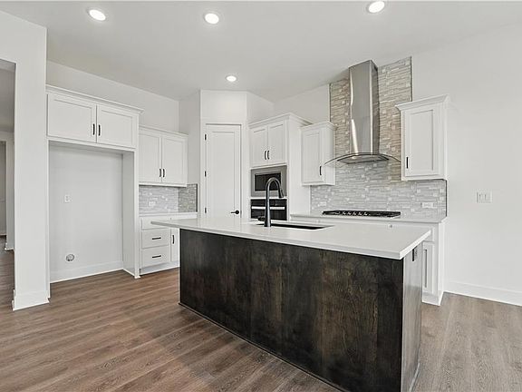6th image of this home