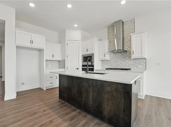 1709 NW 104th Ter, Kansas City, MO 64155