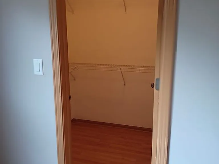 2476 Amber Ln — Photo 24