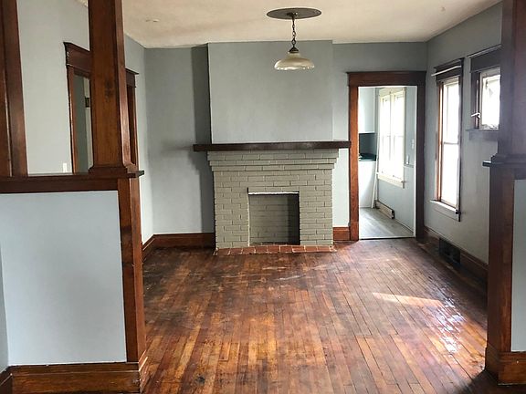 5th image of 36 Magnolia Ave #1