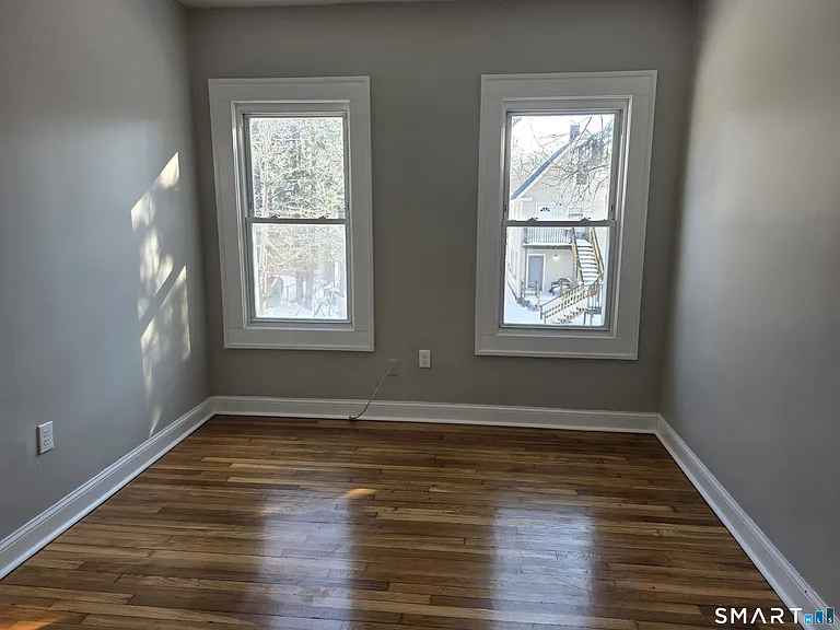 250 Bassett St #2 — Photo 5