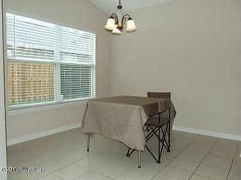 5th image of 2004 N Cranbrook Ave