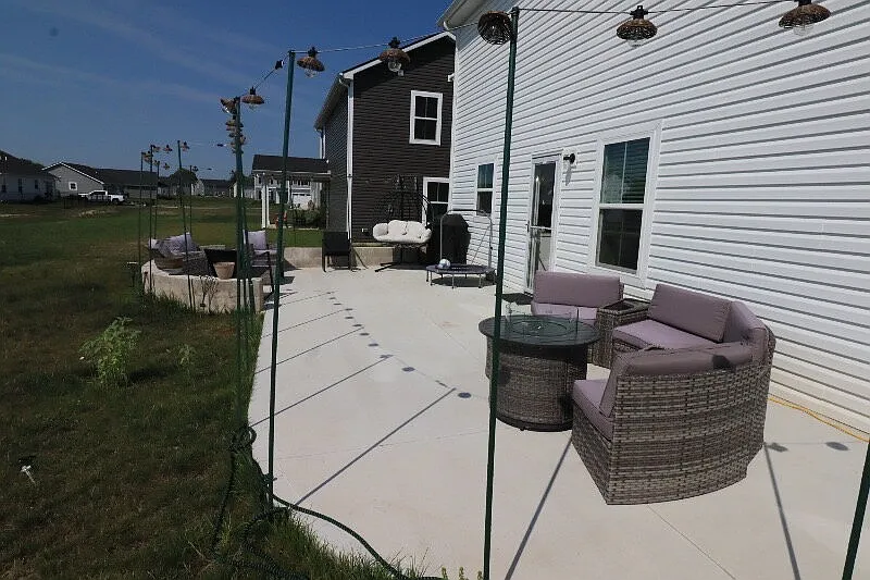4 bed, 2.5 bath, 1903 sqft, $2,200 — Photo 4