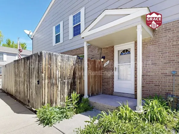 24 Amesbury St, Broomfield, CO 80020