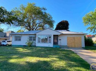 624 Robinson St, Council Grove, KS 66846
