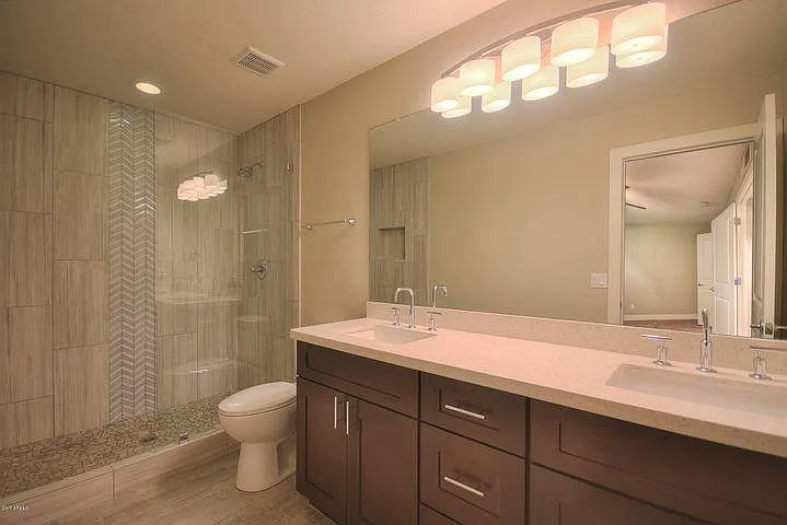8726 E Montebello Ave — Photo 7