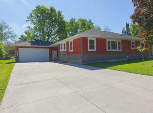 704 11th Ave, Howard Lake, MN 55349