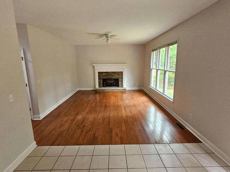 6141 Long Shore Dr — Photo 5