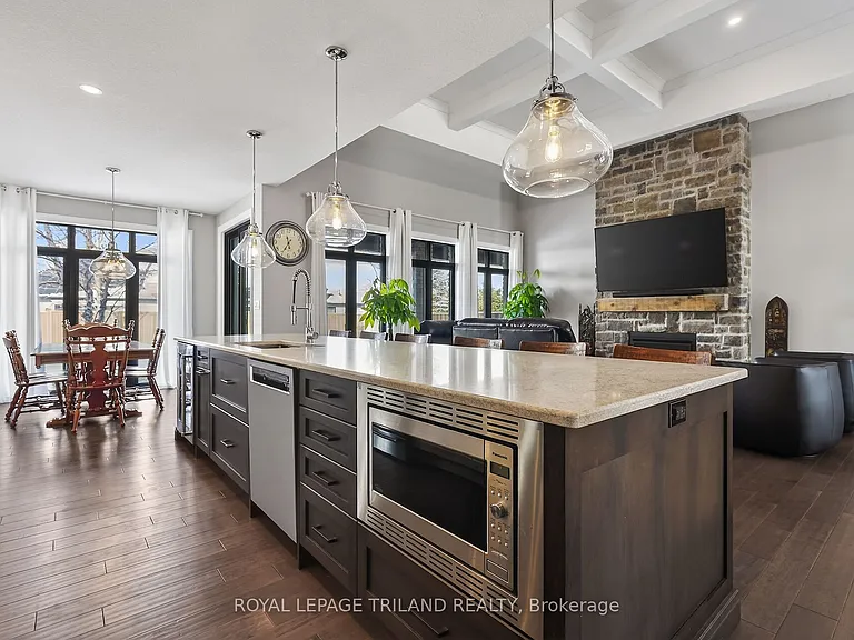 9861 Glendon Dr #218 — Photo 14