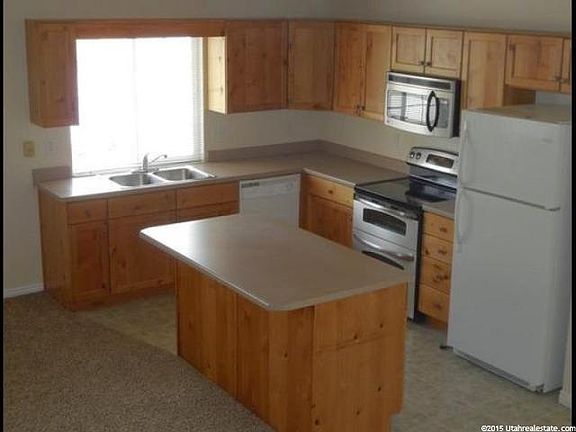 4th image of 1565 N Durocher Ln