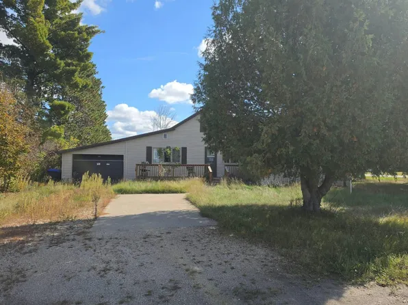 102 Cedar St, Wausaukee, WI 54177