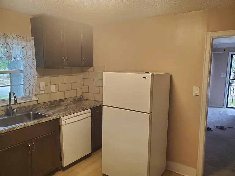 1715 Langston Ave SW #A — Photo 5