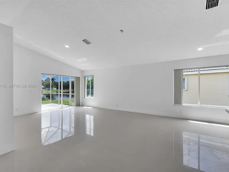 4366 Mahogany Ridge Dr — Photo 5