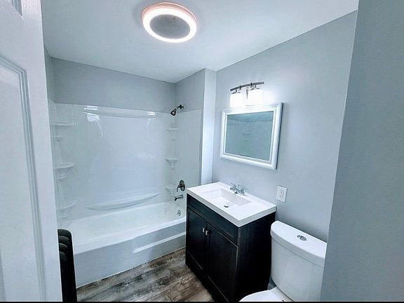 4th image of 33 Algonquin Pl #2